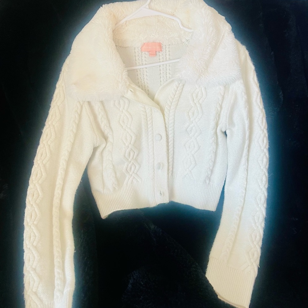 Cozy White Cable Knit Sweater